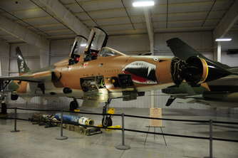 f-105g