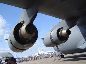 c17-engines-hin