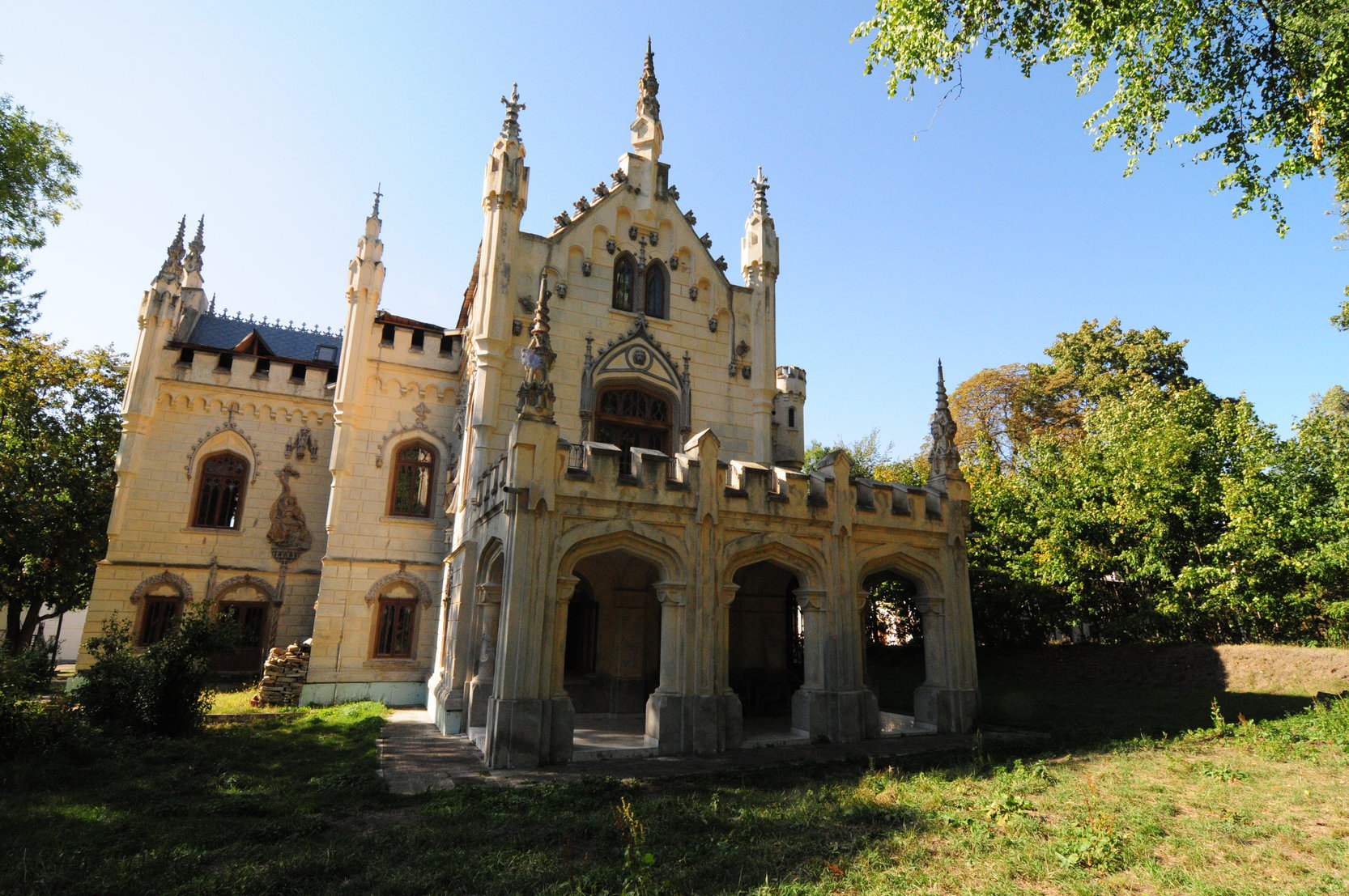 castelul-sturza