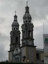 paraíso-kirche-glockentürmen