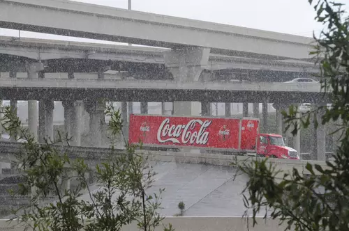raining-cola